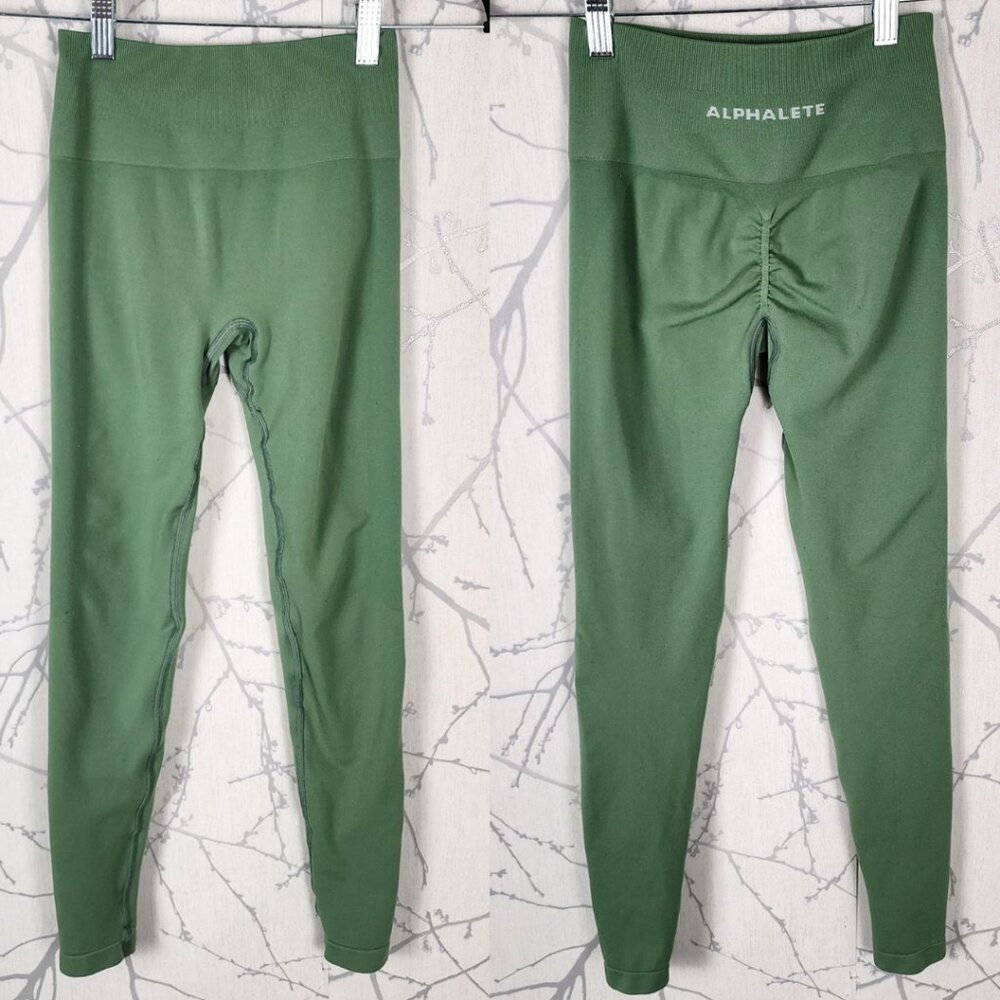 Alphalete Green Seamless Amplify Scrunch Leggings